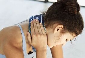 Comprimir como uma maneira de tratar a osteocondrose cervical